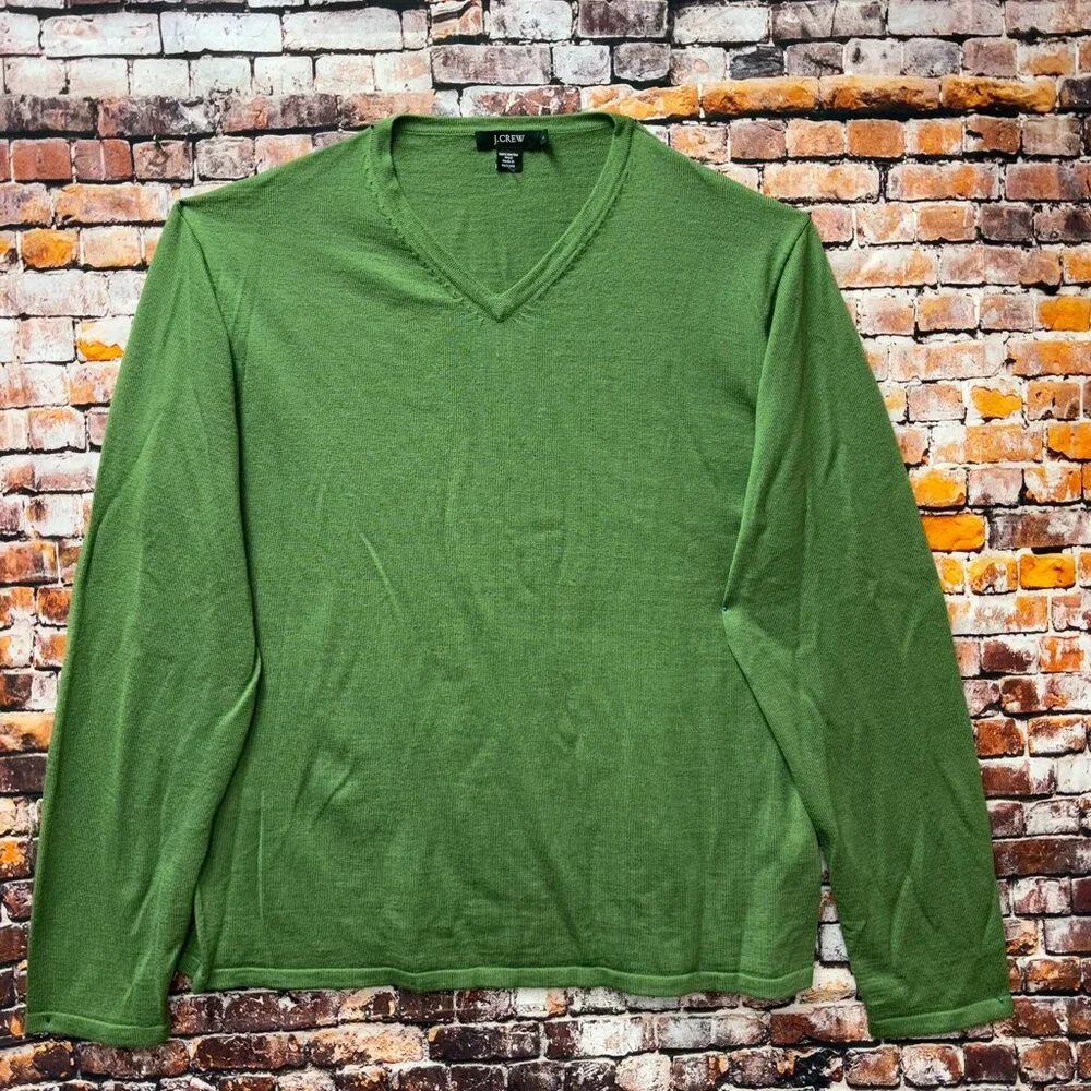 J. Crew Merino Wool Sweater in Green V-neck Long Sleeves Men Sz Large